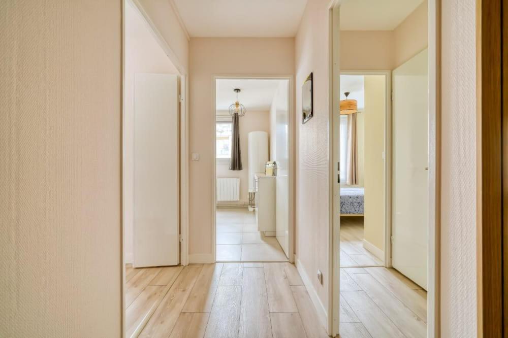 Logement Sarah Courcouronnes Ngoại thất bức ảnh
